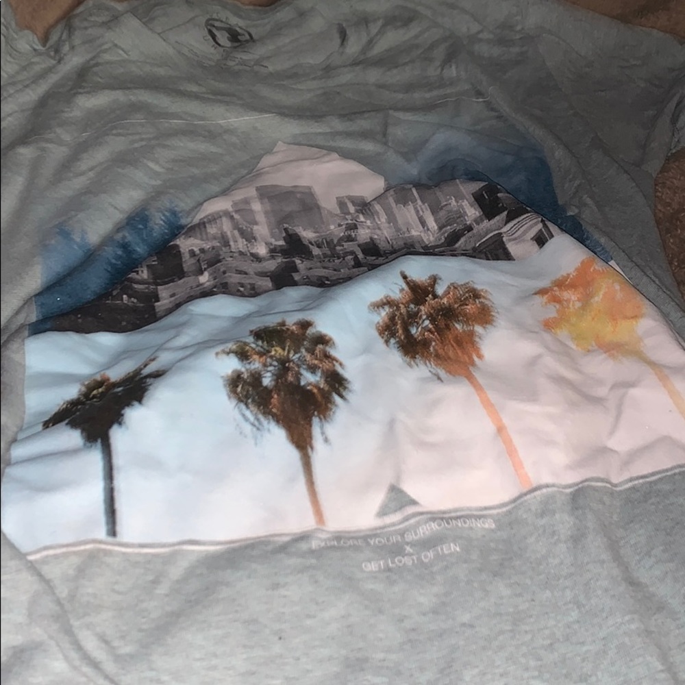 Men’s ocean current shirt
